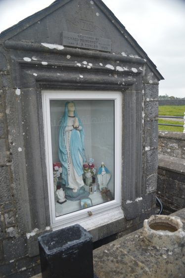 Saint Luchtigern's Well, Tobar Luchtigern, Fenloe Holy Well, Finlough | James Feeney