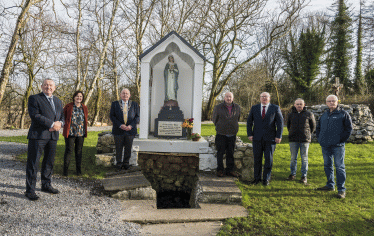 From left to right at the back Tony Kirby (Holy Well surveyor), Nick Geh (Holy Well surveyor), Michael Houlihan (Holy Well surveyor), James Feeney (Holy Well photographer) and Congella McGuire, County Clare Heritage Officer. Seated at the front Liam Conneally Director of Service, PJ Ryan Clare County Council, Cathaoirleacht and Pat Dowling Chief
